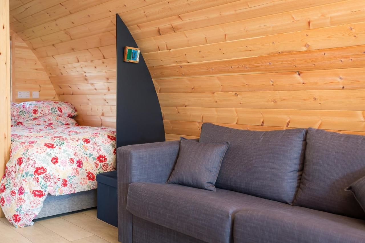 Дома для отпуска Luxury two-bed Glamping Pod in County Clare Scottʼs Bridge-36