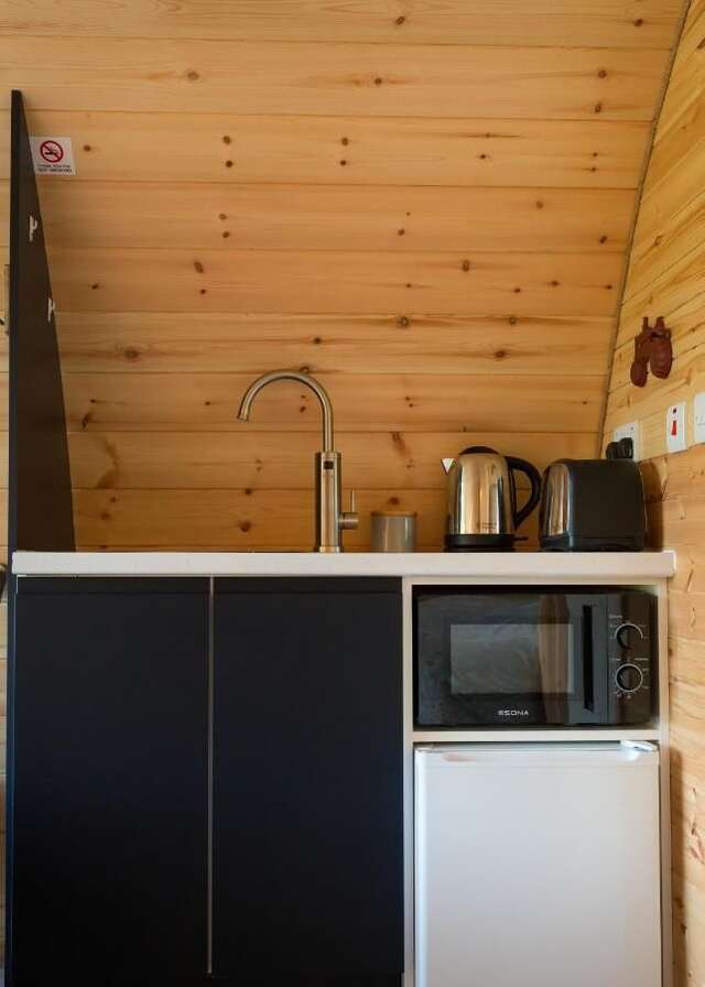Дома для отпуска Luxury two-bed Glamping Pod in County Clare Scottʼs Bridge-22
